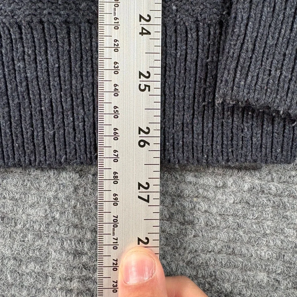 Croft & Barrow Mens Small Charcoal Gray Green Fair Isle Geometric Crew Sweater